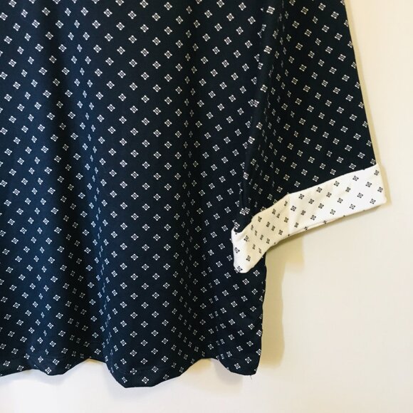 NWT Flora Nikrooz Soft Navy Blue 3/4 Sleeve White Trim Tunic Shirt - Picture 4 of 11